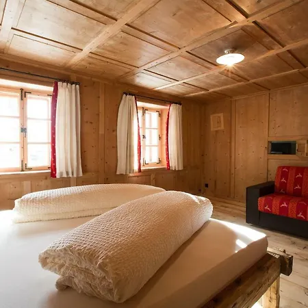 Hof Alpenjuwel Apartment