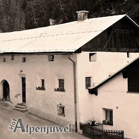 Hof Alpenjuwel Apartment *