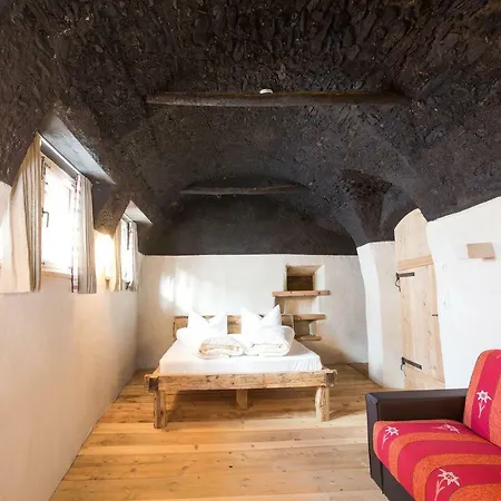 Hof Alpenjuwel * ナウダース